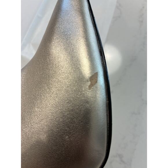 Guess Women's Ondrea Pointed Toe Classic Pumps In Gold Leather Size 9 - Picture 7 of 7